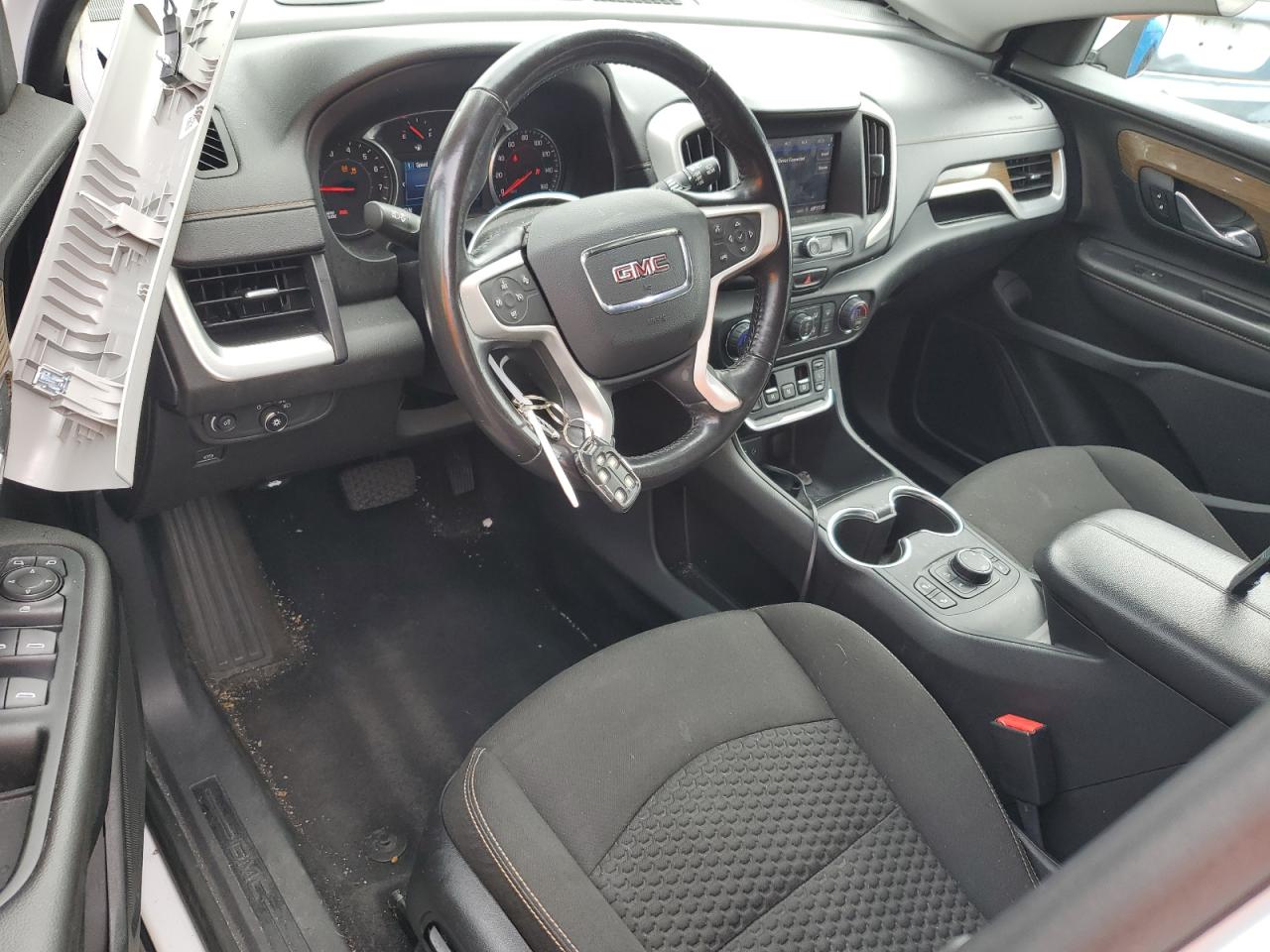 2020 GMC Terrain - Image 8
