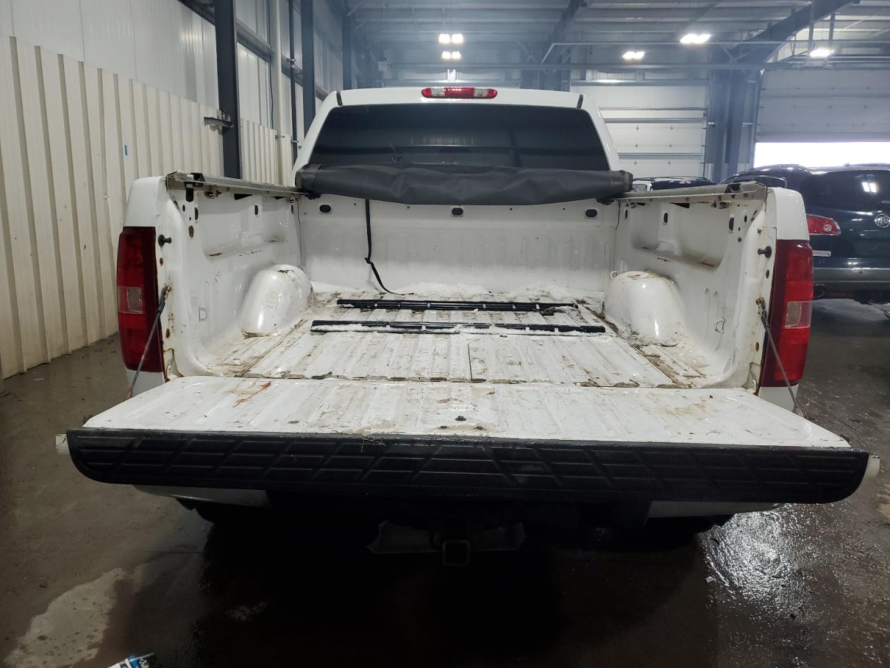 2009 Chevrolet Silverado - Image 6