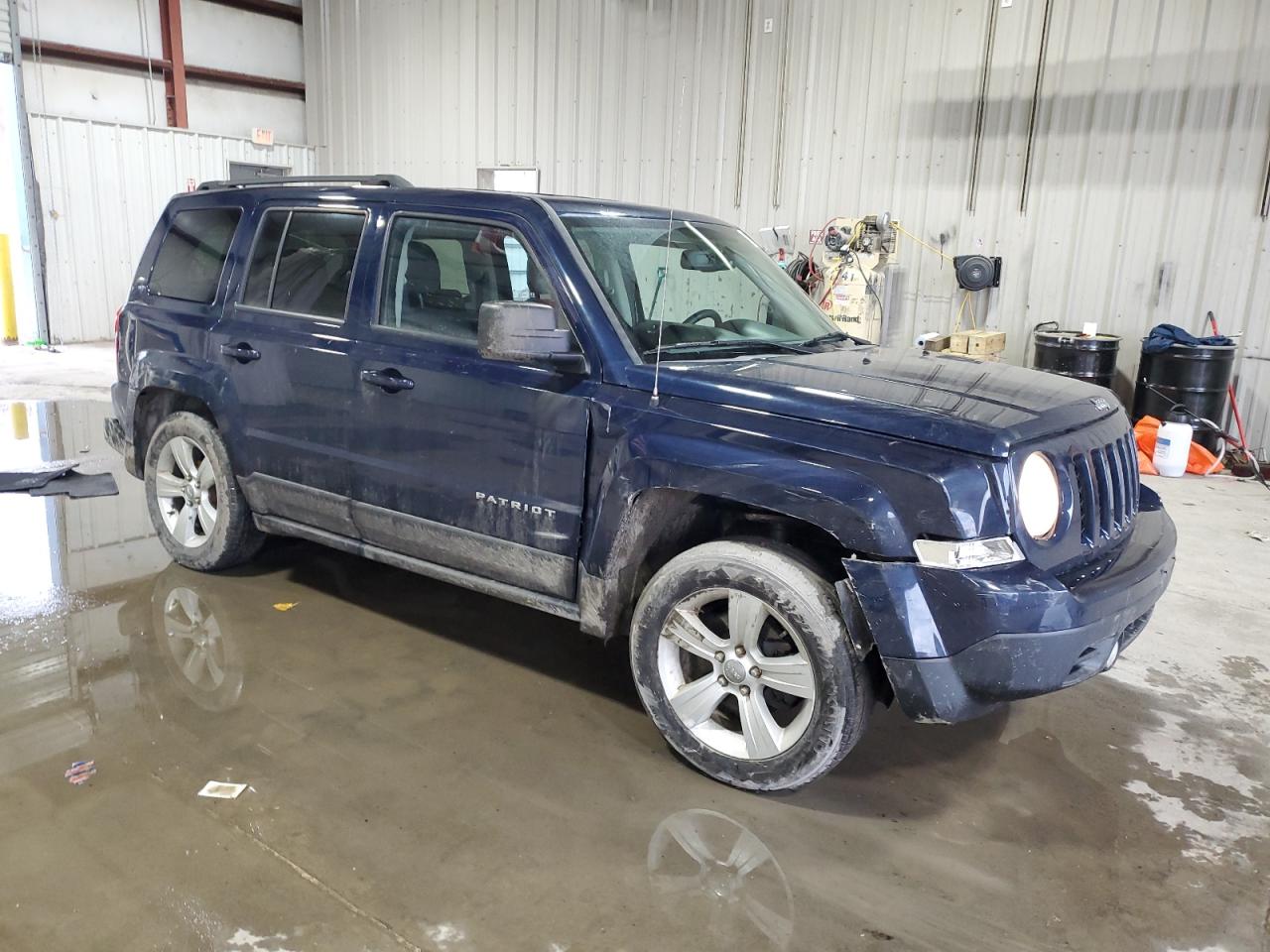 2016 Jeep Liberty (Patriot) - Image 4