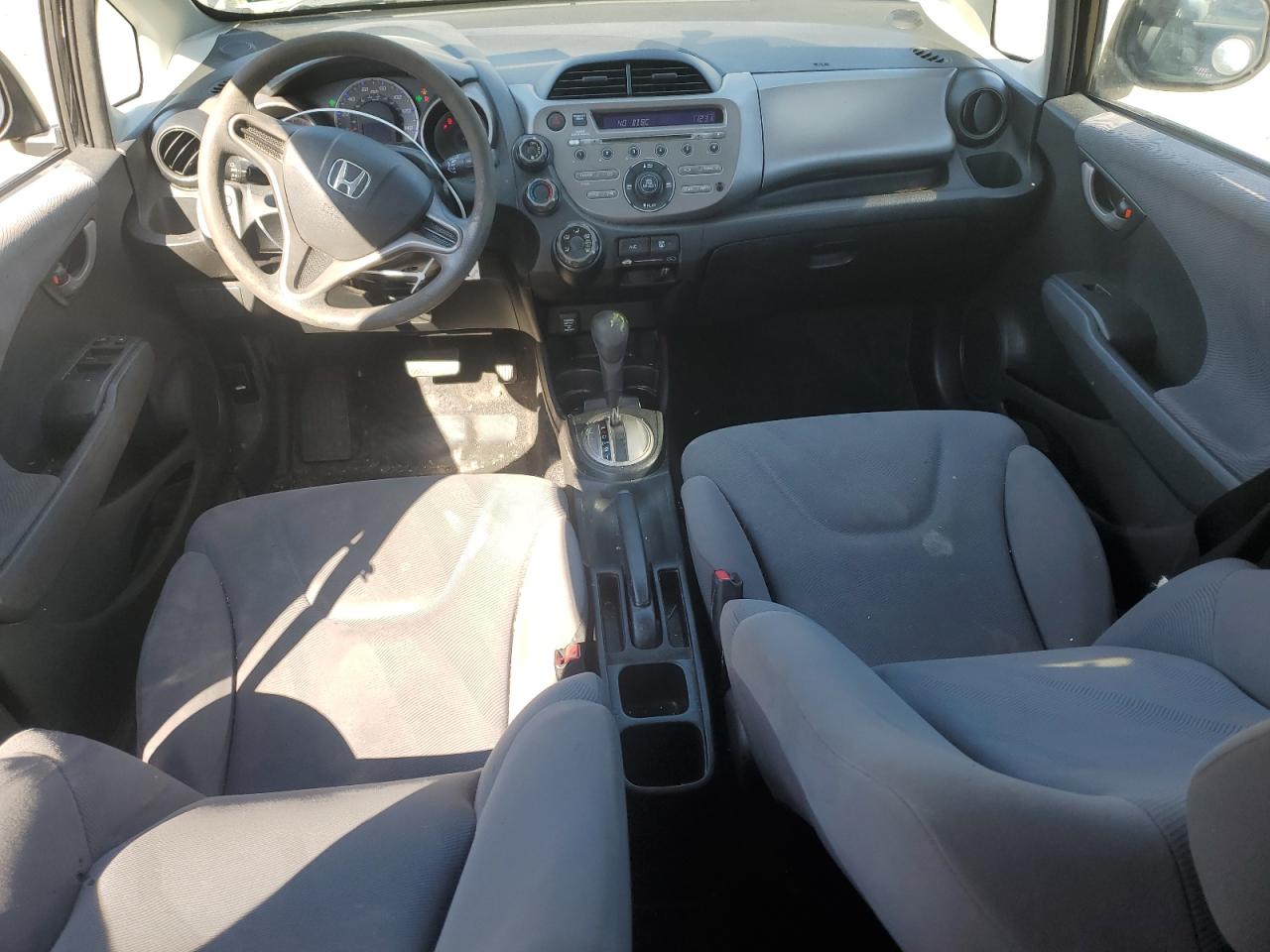 2010 Honda Fit - Image 8