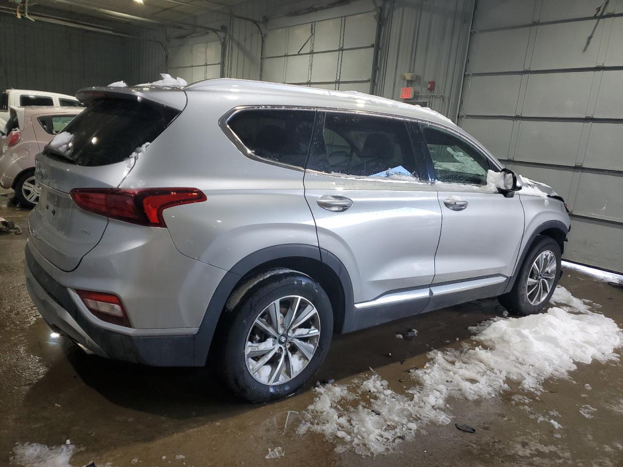 2020 Hyundai Santa Fe - Image 3