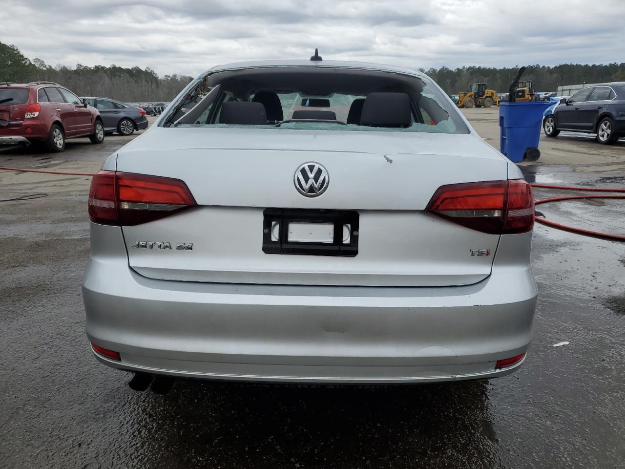 2016 Volkswagen Jetta - Image 6
