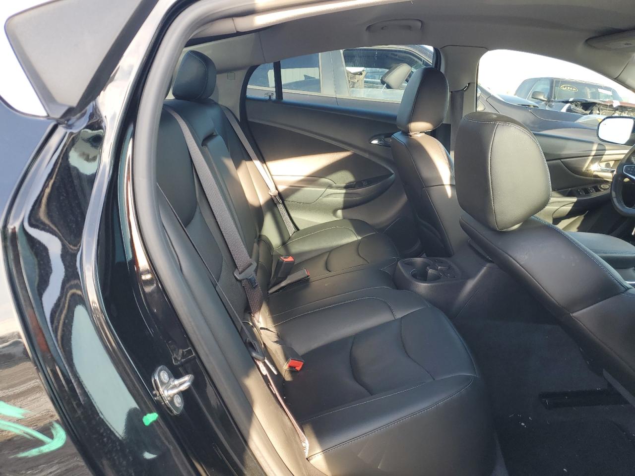 2017 Chevrolet Volt - Image 10