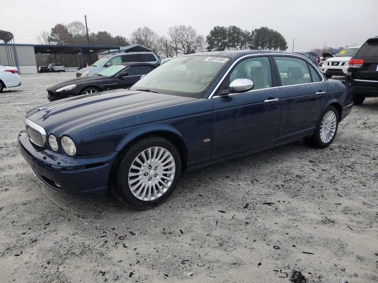 2007 Jaguar XJ - Image 1