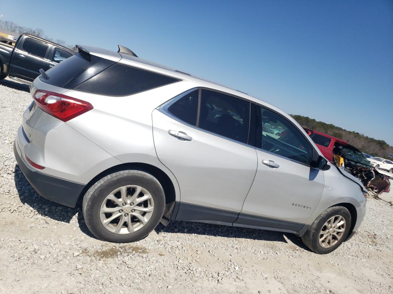 2GNAXKEV6K6200947 CHEVROLET EQUINOX 2019