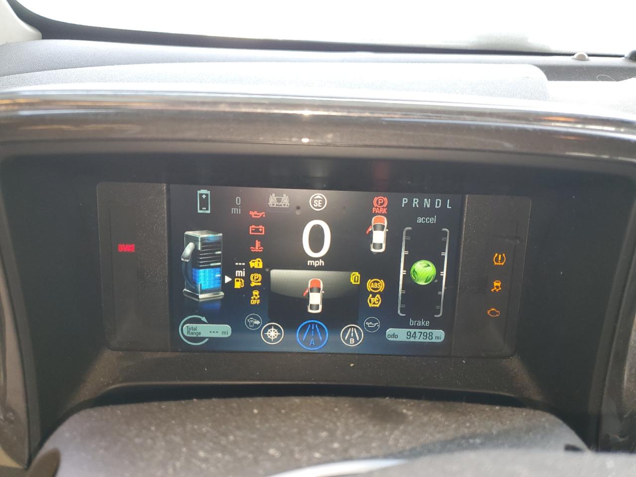 2013 Chevrolet Volt - Image 9