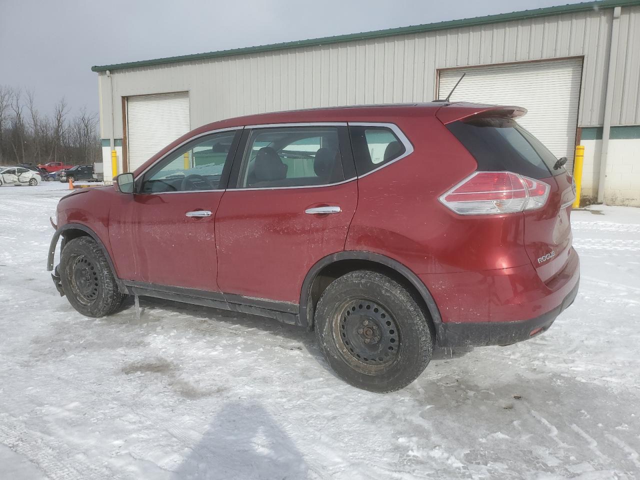 2015 Nissan Rogue - Image 2