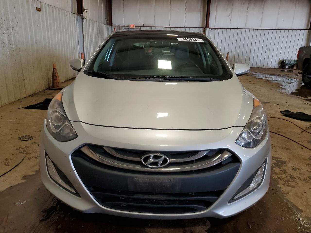 2013 Hyundai Elantra - Image 5