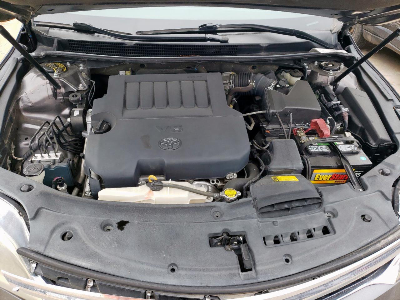 2014 Toyota Avalon - Image 11