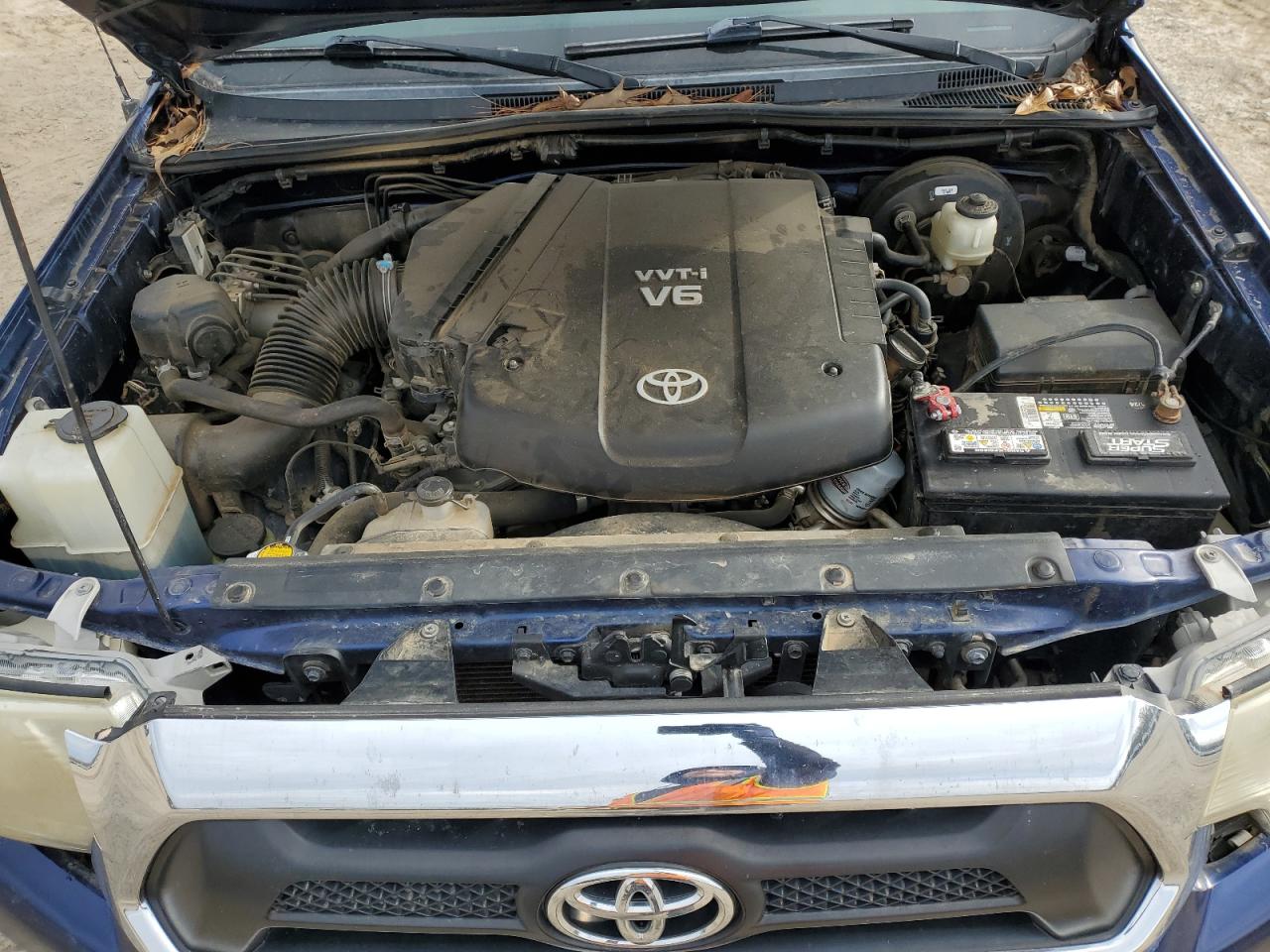 2014 Toyota Tacoma - Image 12