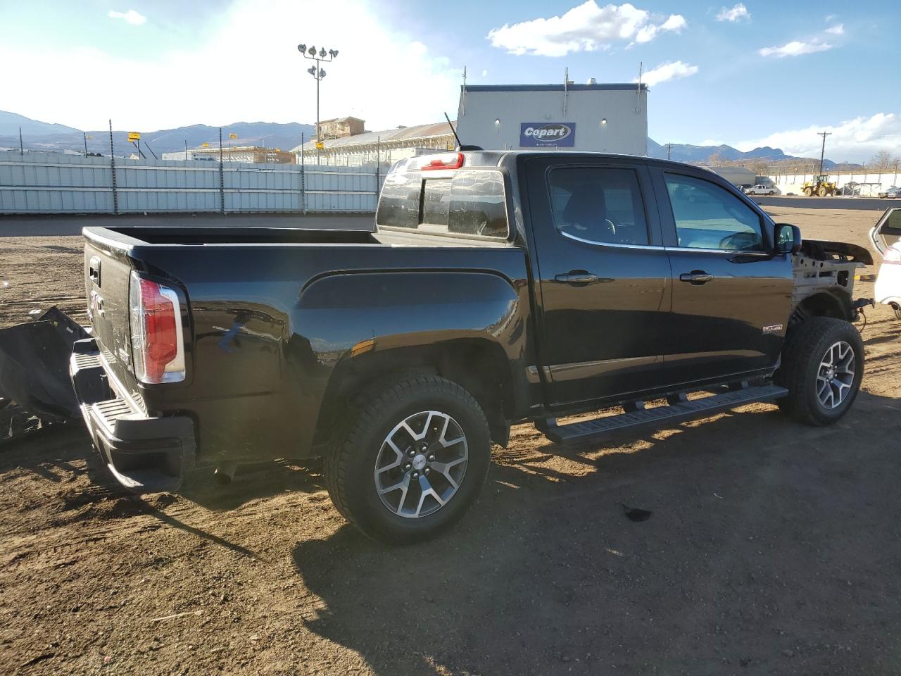 2017 GMC Canyon - Image 3