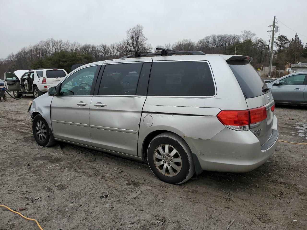 2008 Honda Odyssey - Image 2