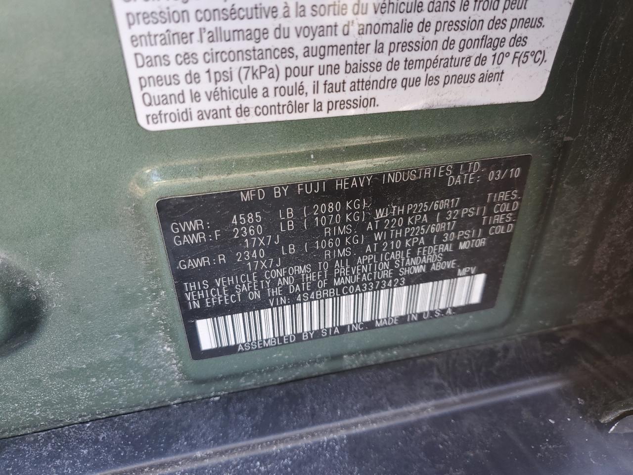 2010 Subaru Outback - Image 12