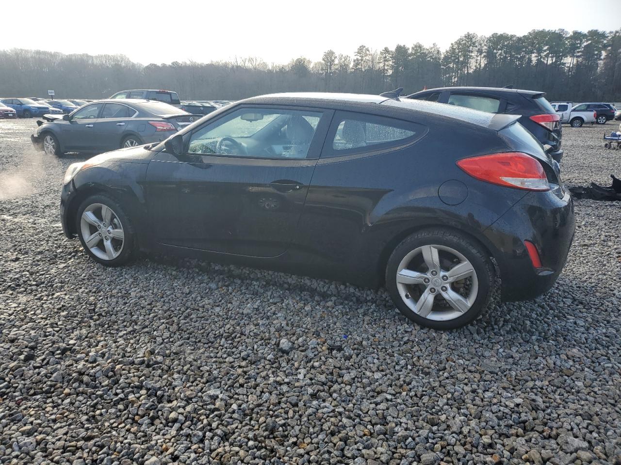 2012 Hyundai Veloster - Image 2