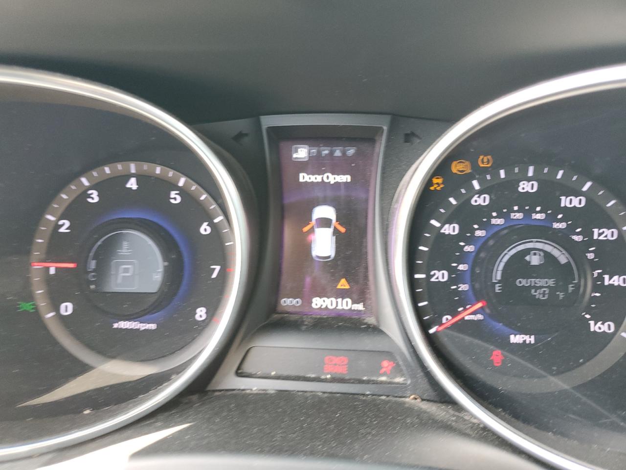 2013 Hyundai Santa Fe - Image 9