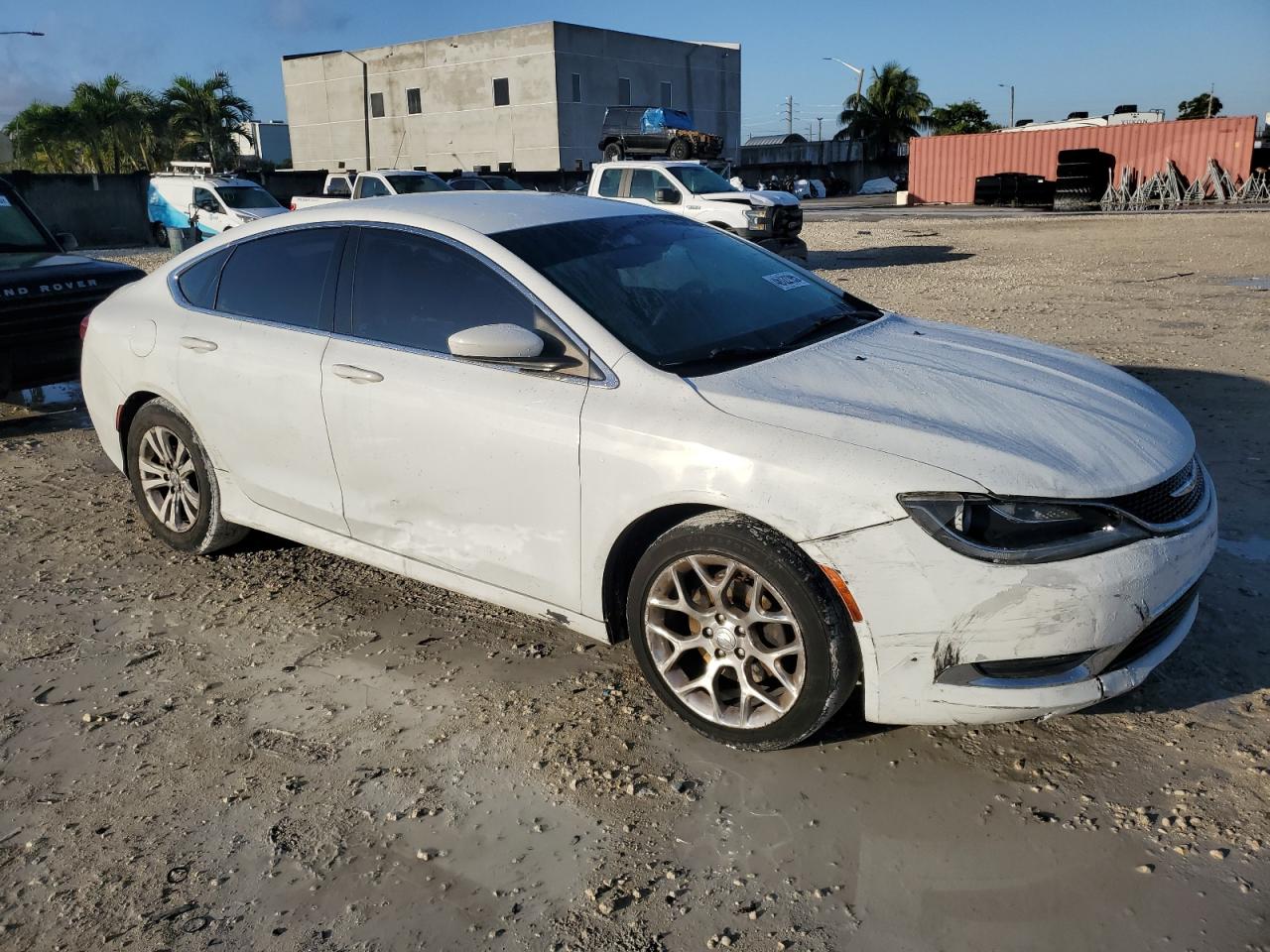 2016 Chrysler 200 - Image 4