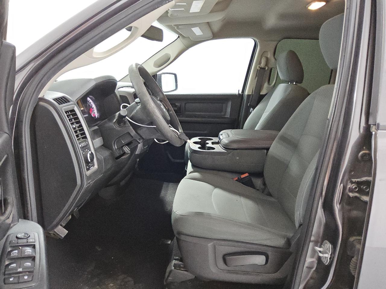 2020 RAM 1500 - Image 7