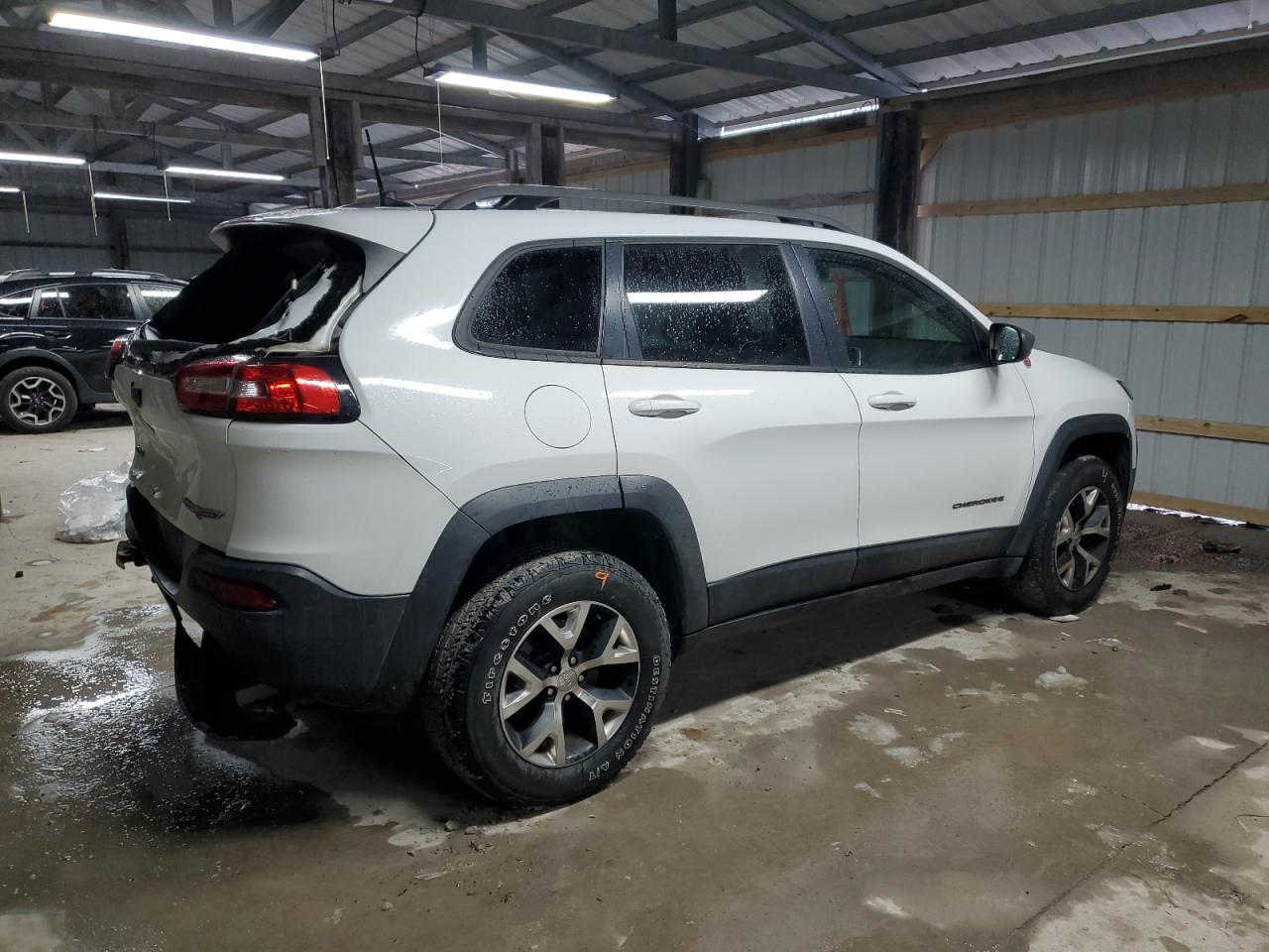 2016 Jeep Cherokee - Image 3