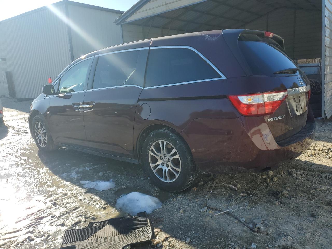 2011 Honda Odyssey - Image 2