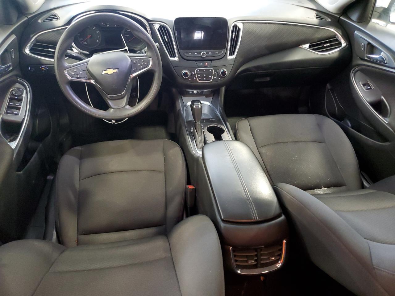 2020 Chevrolet Malibu - Image 8
