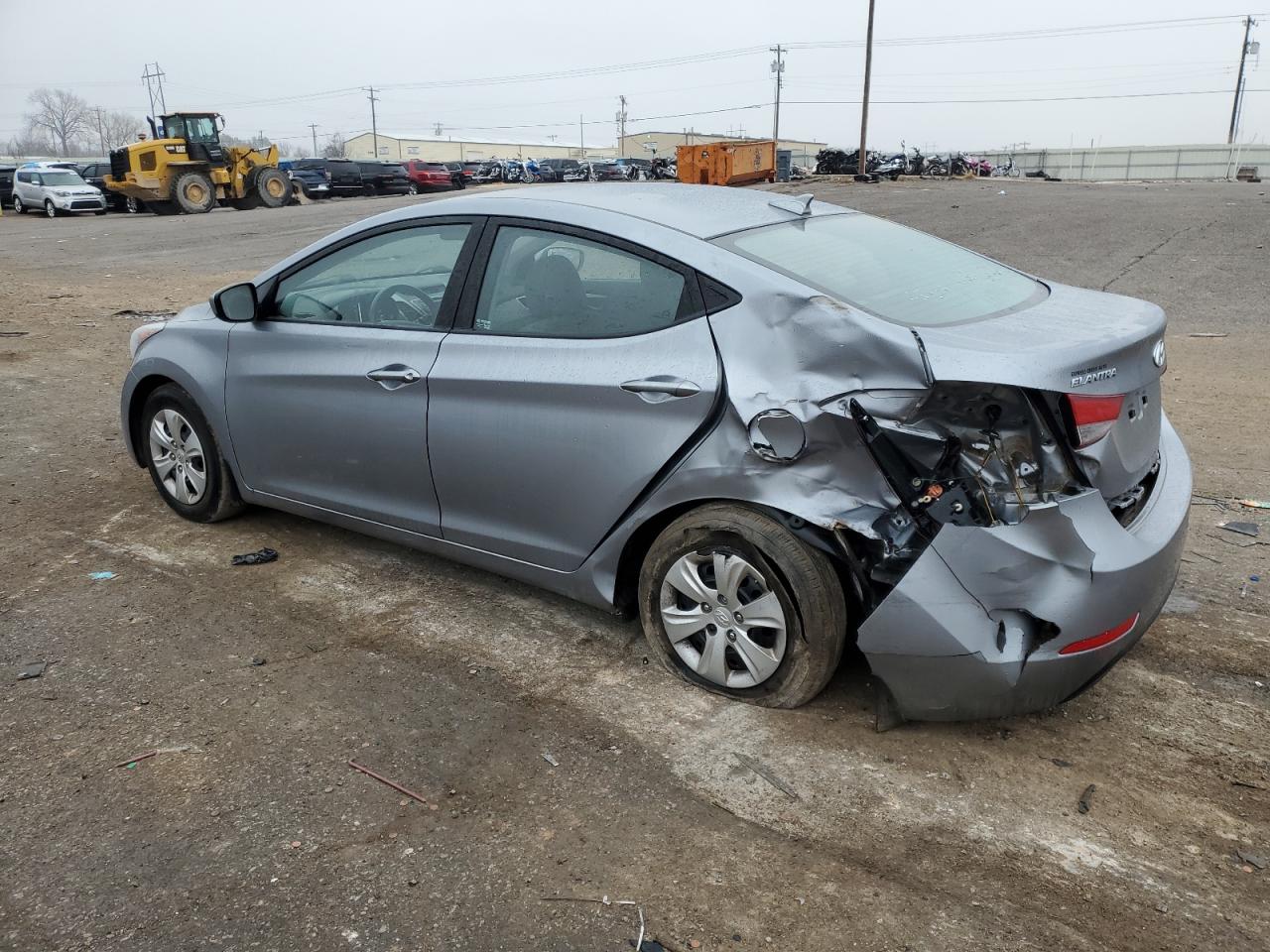 2016 Hyundai Elantra - Image 2