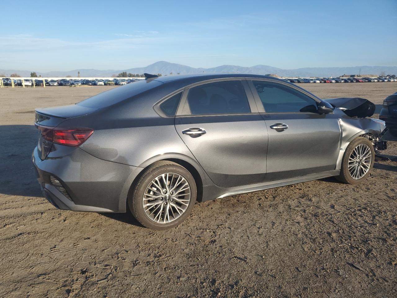 2024 Kia Forte - Image 3