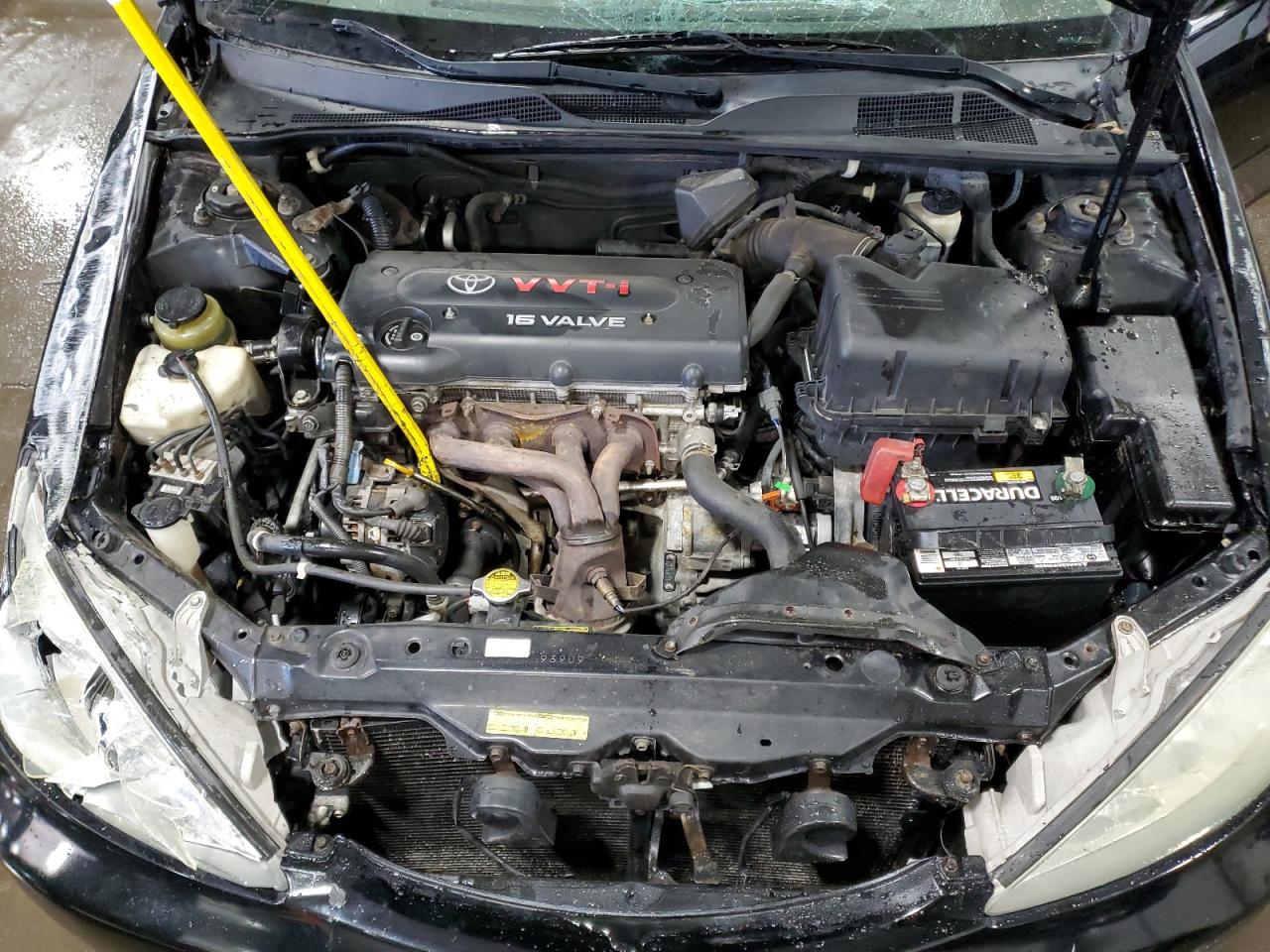 2005 Toyota Camry - Image 11