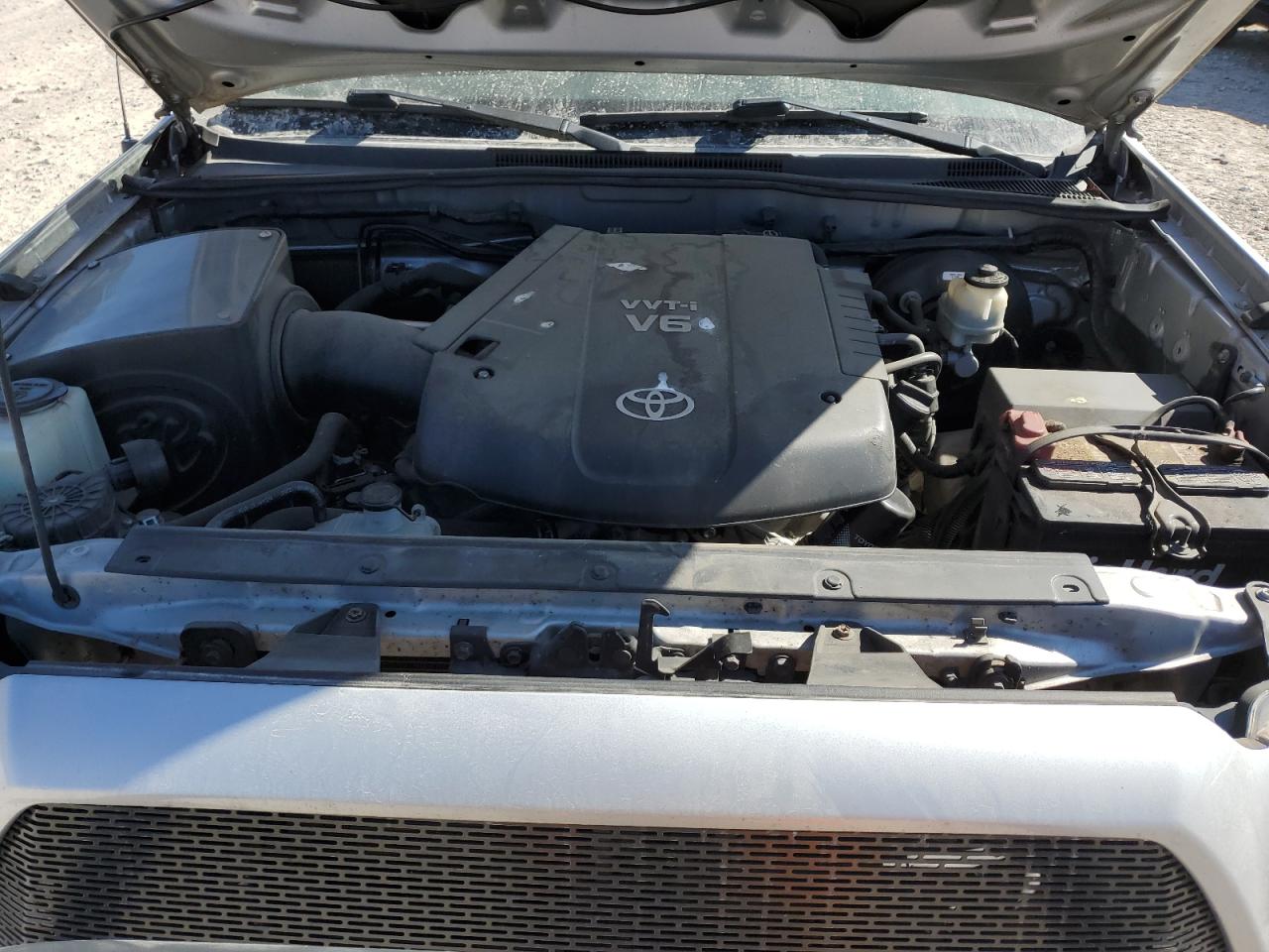 2013 Toyota Tacoma - Image 11