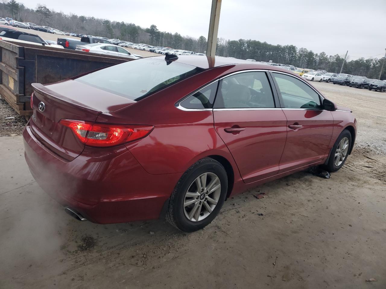 2015 Hyundai Sonata - Image 3