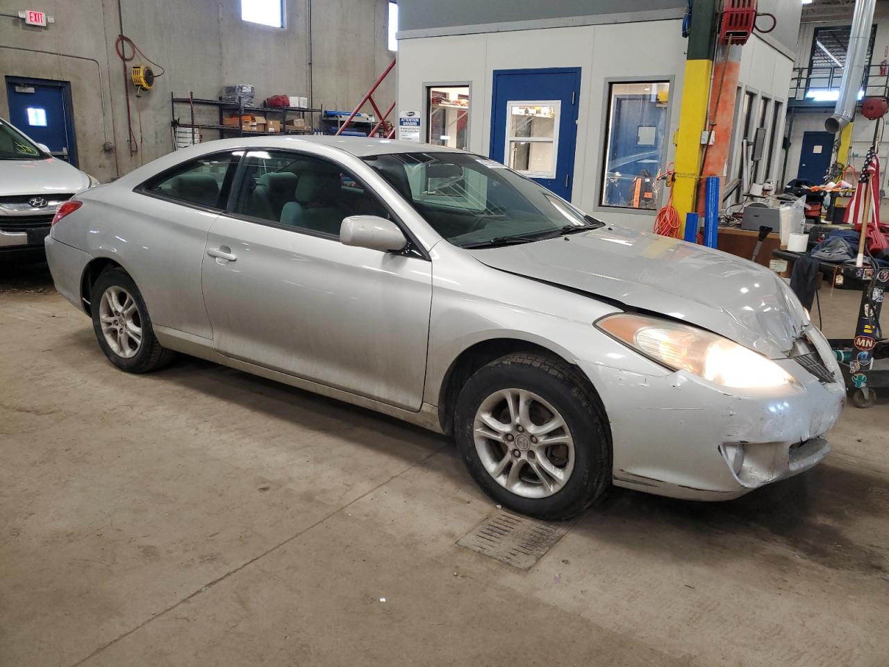 2004 Toyota Camry Solara - Image 4