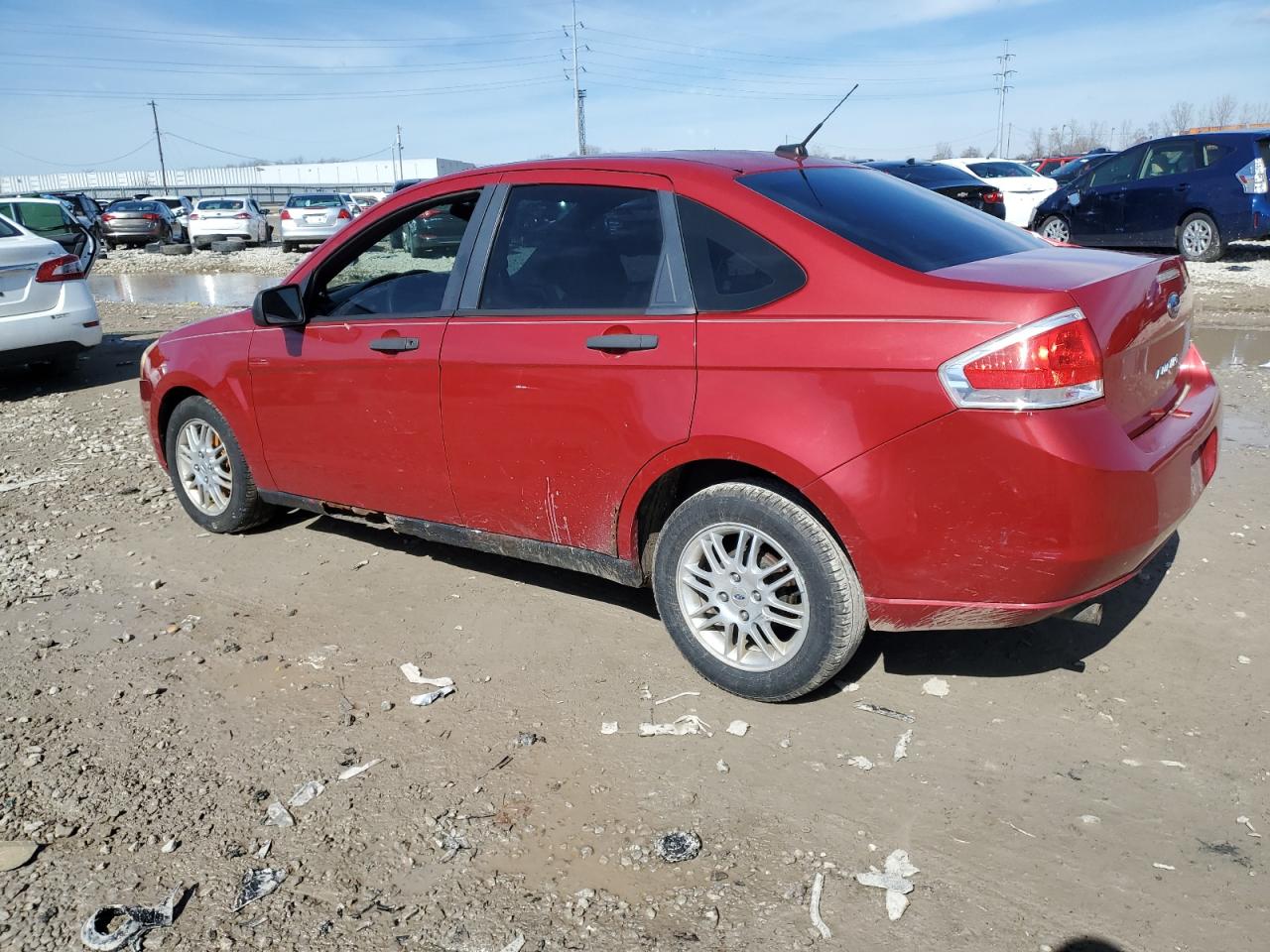 2010 Ford Focus - Image 2