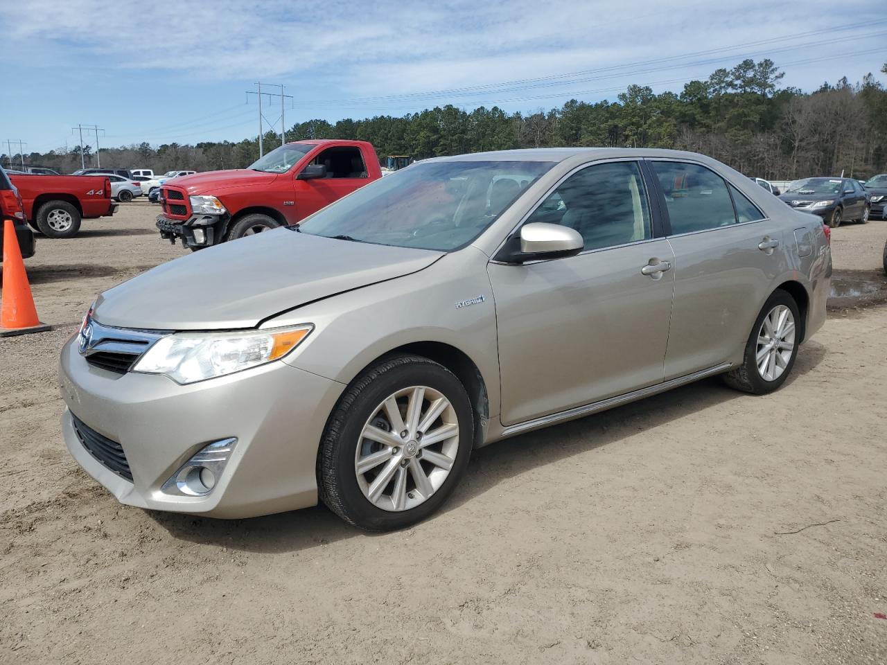 2014 Toyota Camry - Image 1