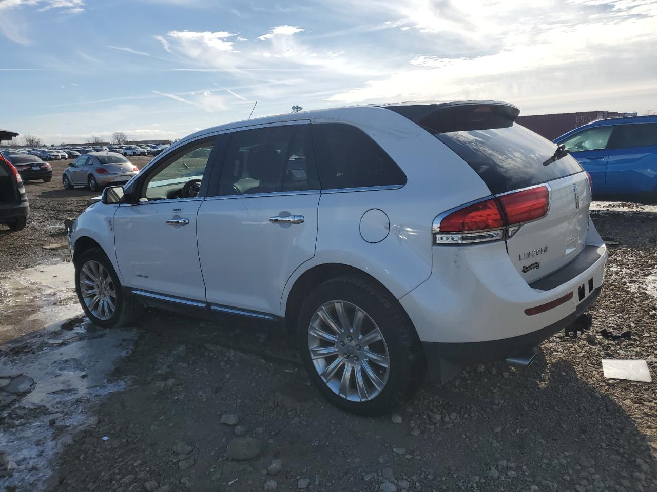 2014 Lincoln MKX - Image 2