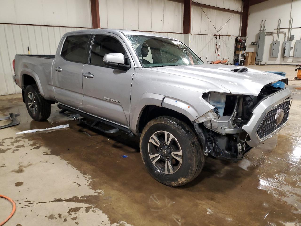 2019 Toyota Tacoma - Image 4