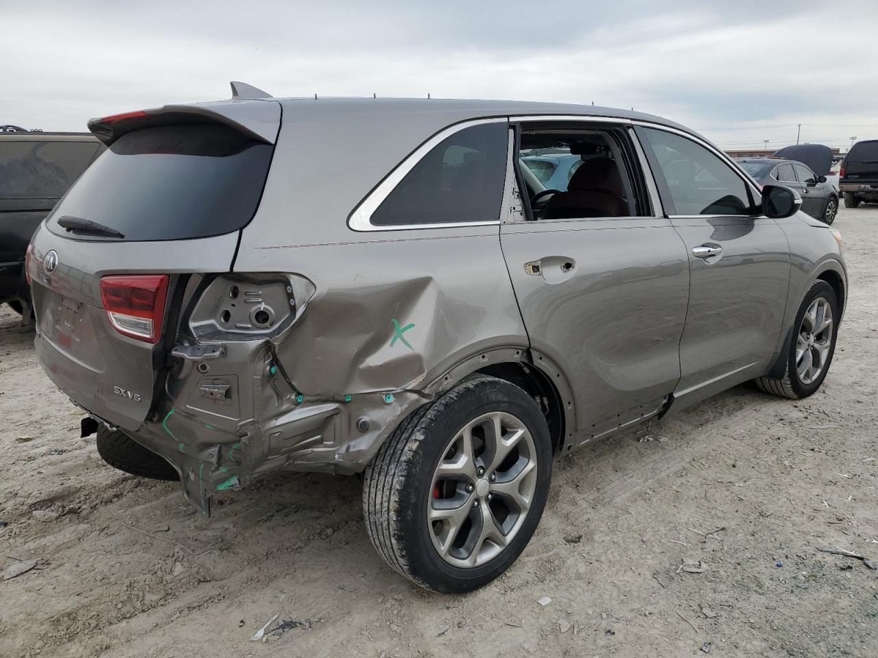 2018 Kia Sorento - Image 3