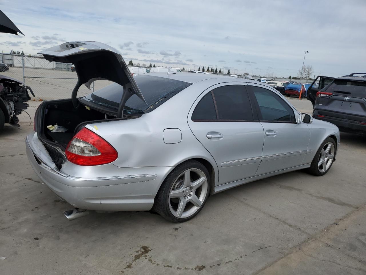 2008 Mercedes-Benz E-klasse - Image 3