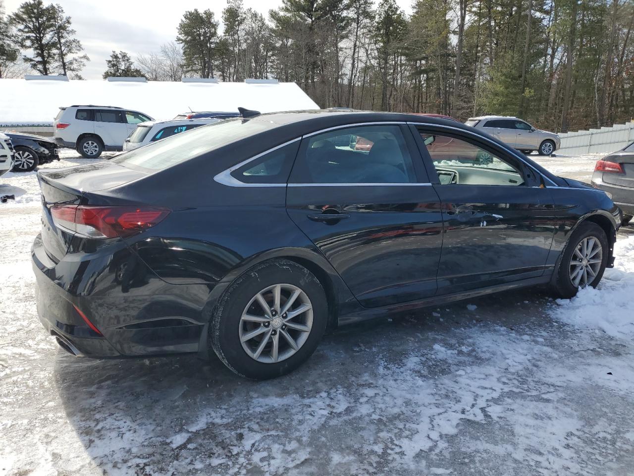 2019 Hyundai Sonata - Image 3
