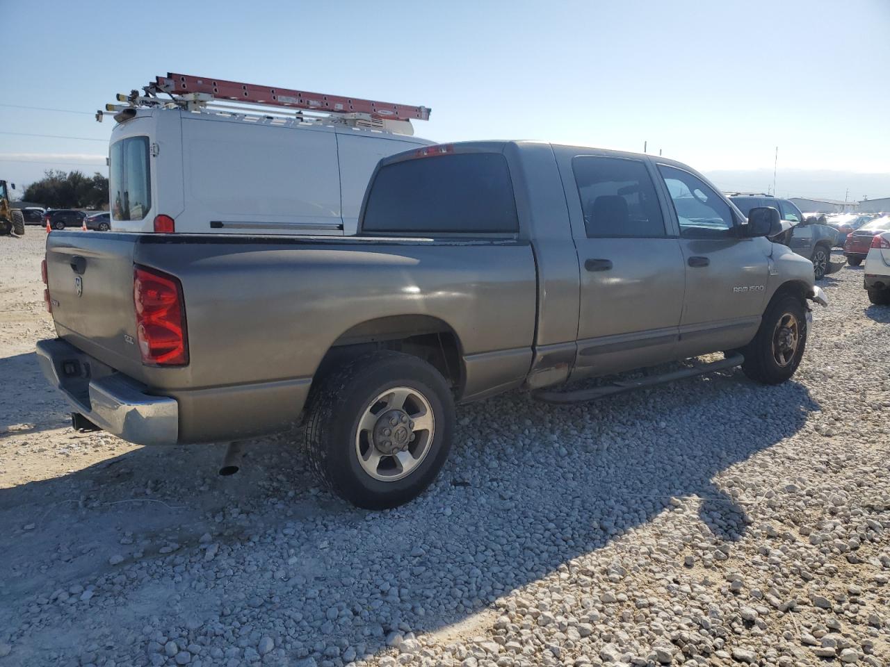 2007 Dodge RAM - Image 3