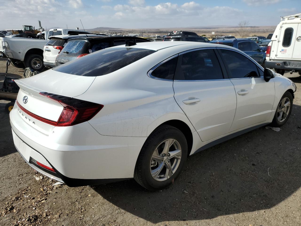2022 Hyundai Sonata - Image 3