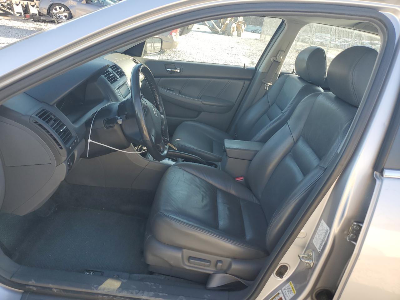 2007 Honda Accord - Image 7