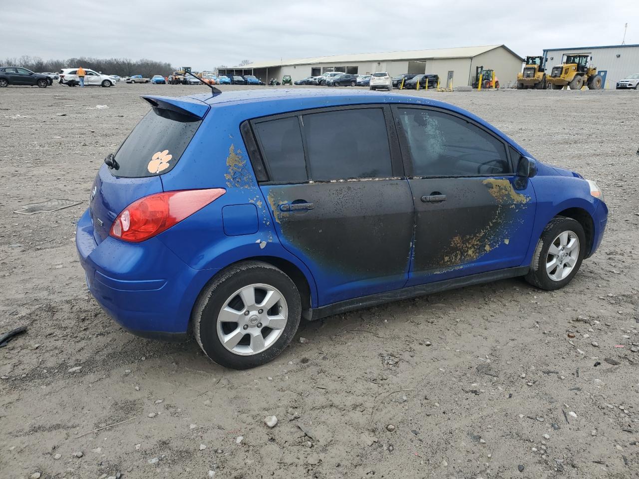 2012 Nissan Versa - Image 3