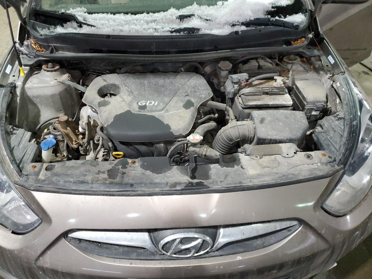 2014 Hyundai Accent - Image 11