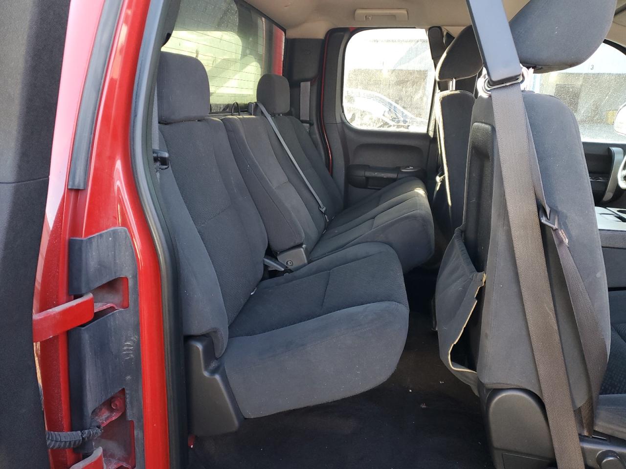 2008 Chevrolet Silverado - Image 10