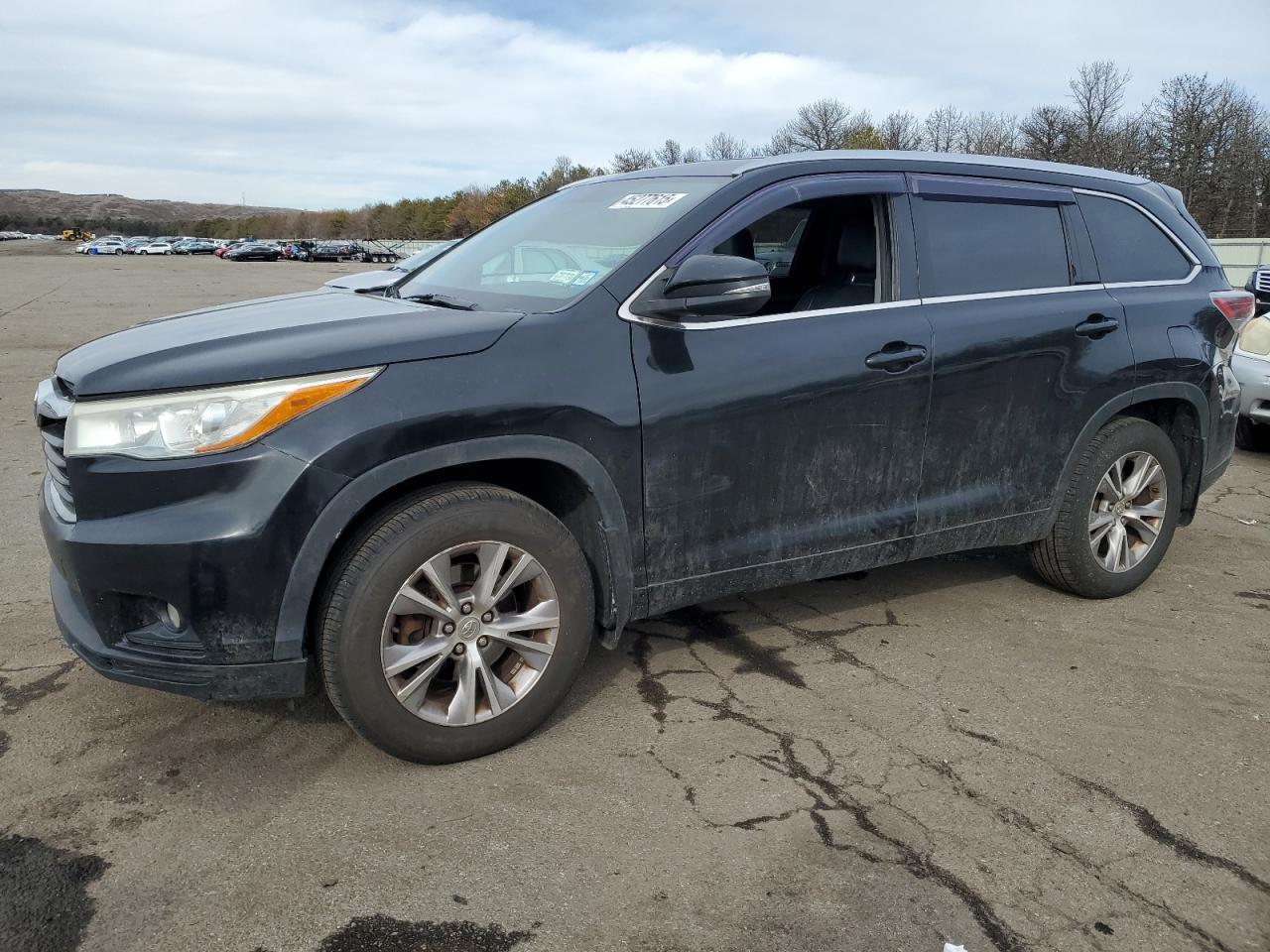 2015 Toyota Highlander Xle de vânzare în Brookhaven, NY - Minor Dent/Scratches