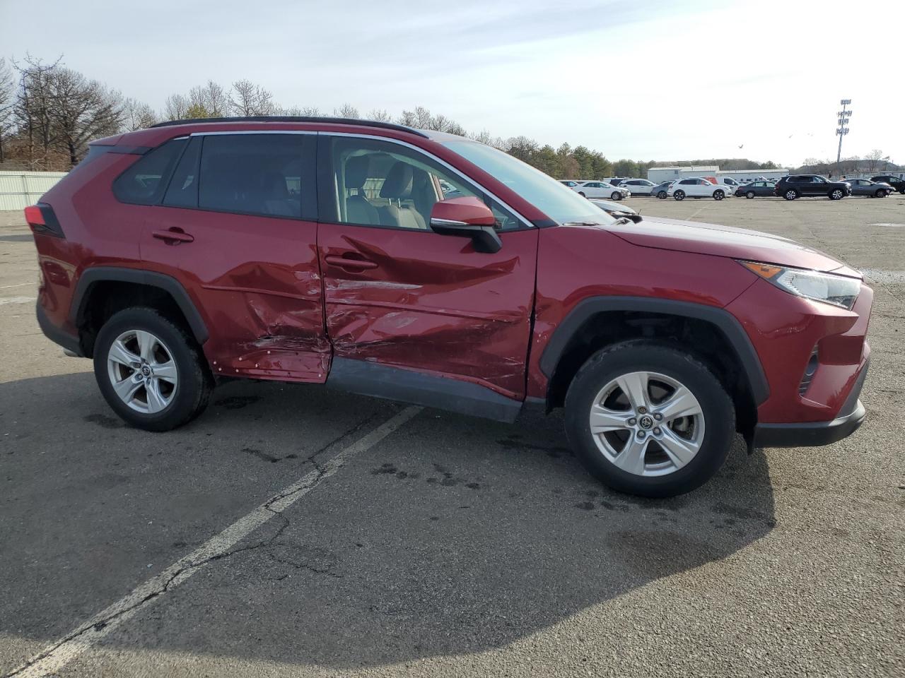 2019 Toyota RAV 4 - Image 4