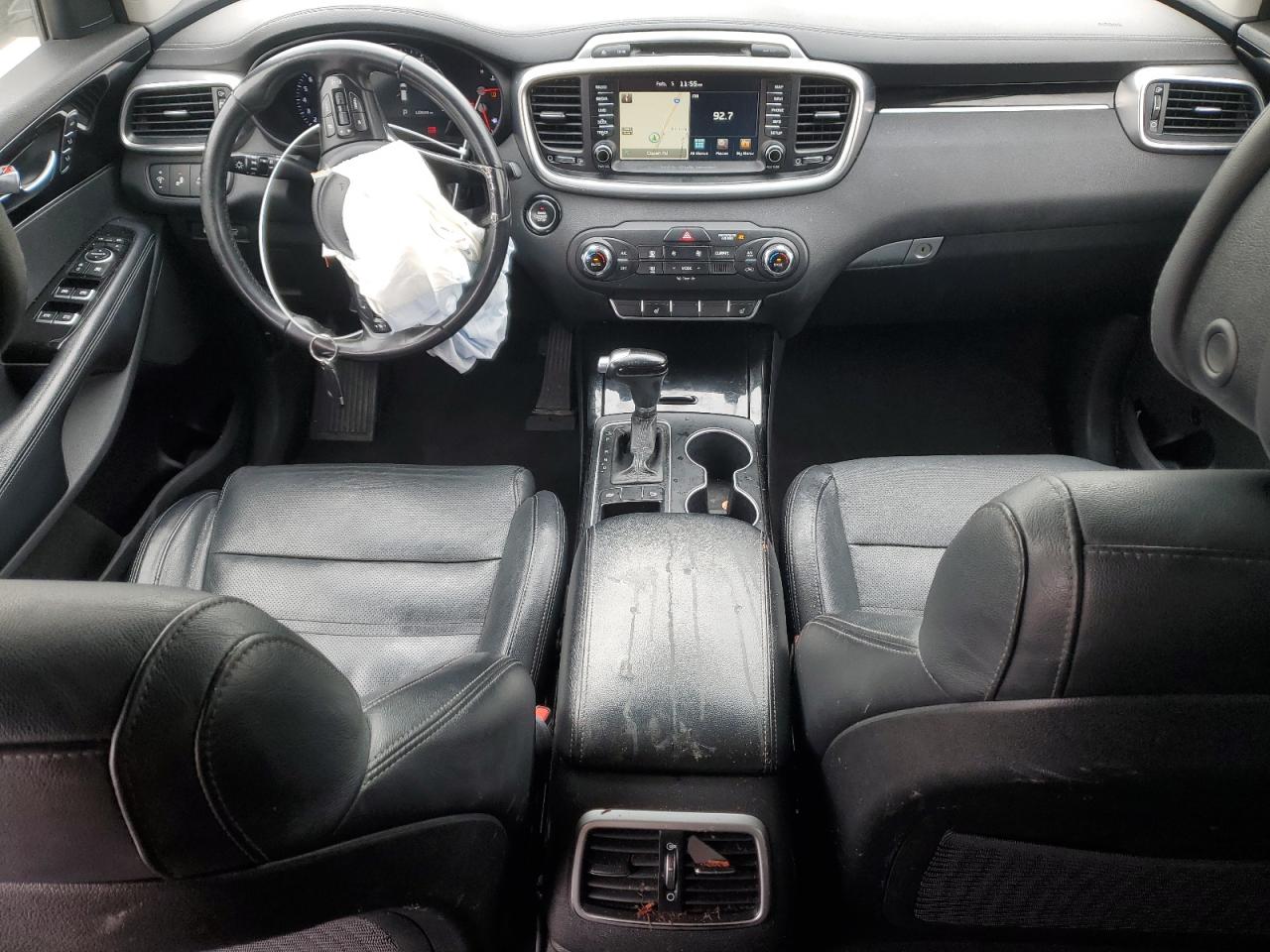 2016 Kia Sorento - Image 8