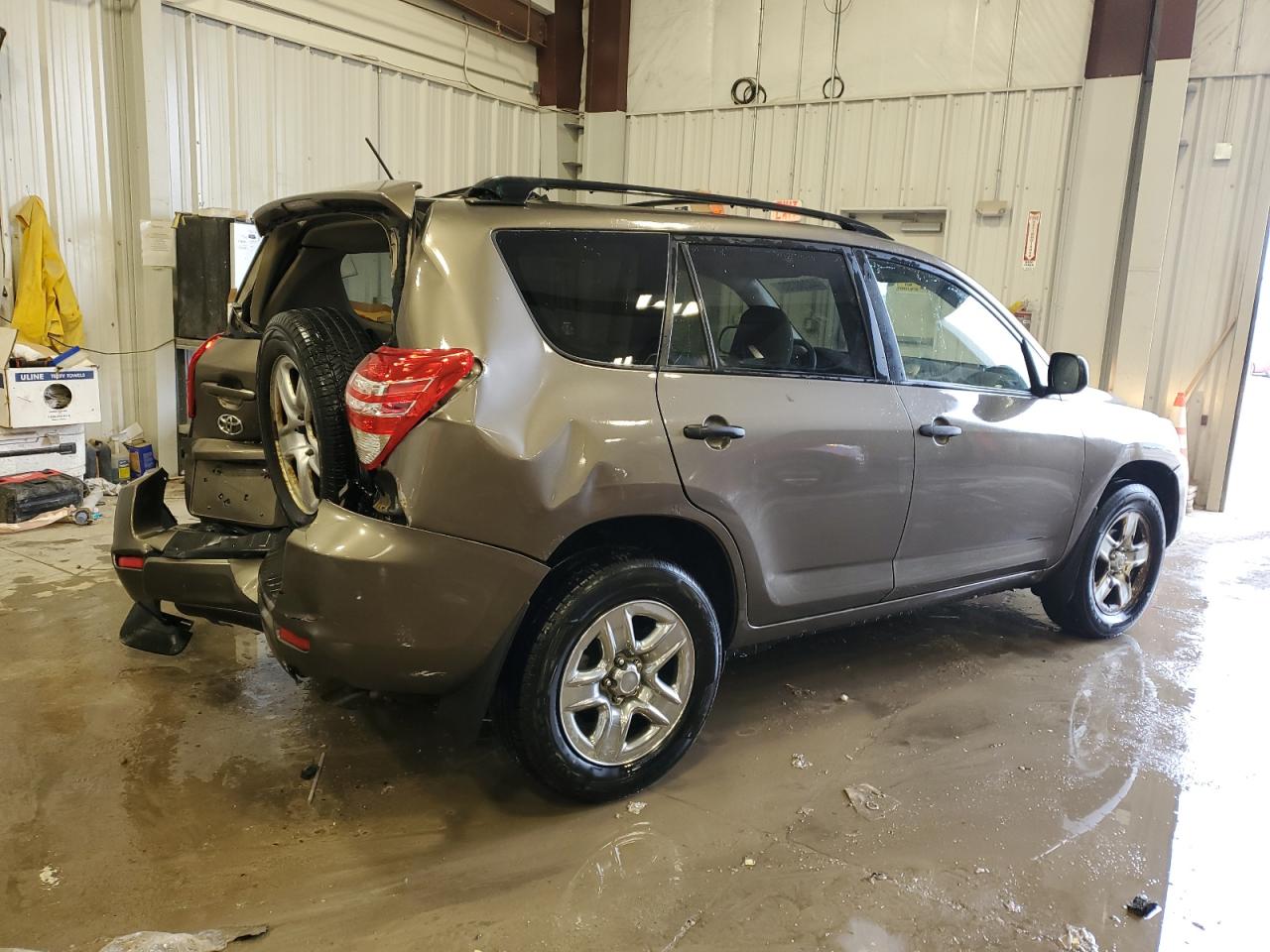 2010 Toyota RAV 4 - Image 3