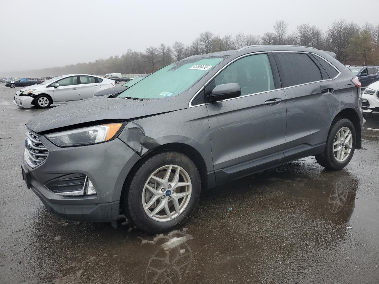 2022 Ford Edge - Image 1