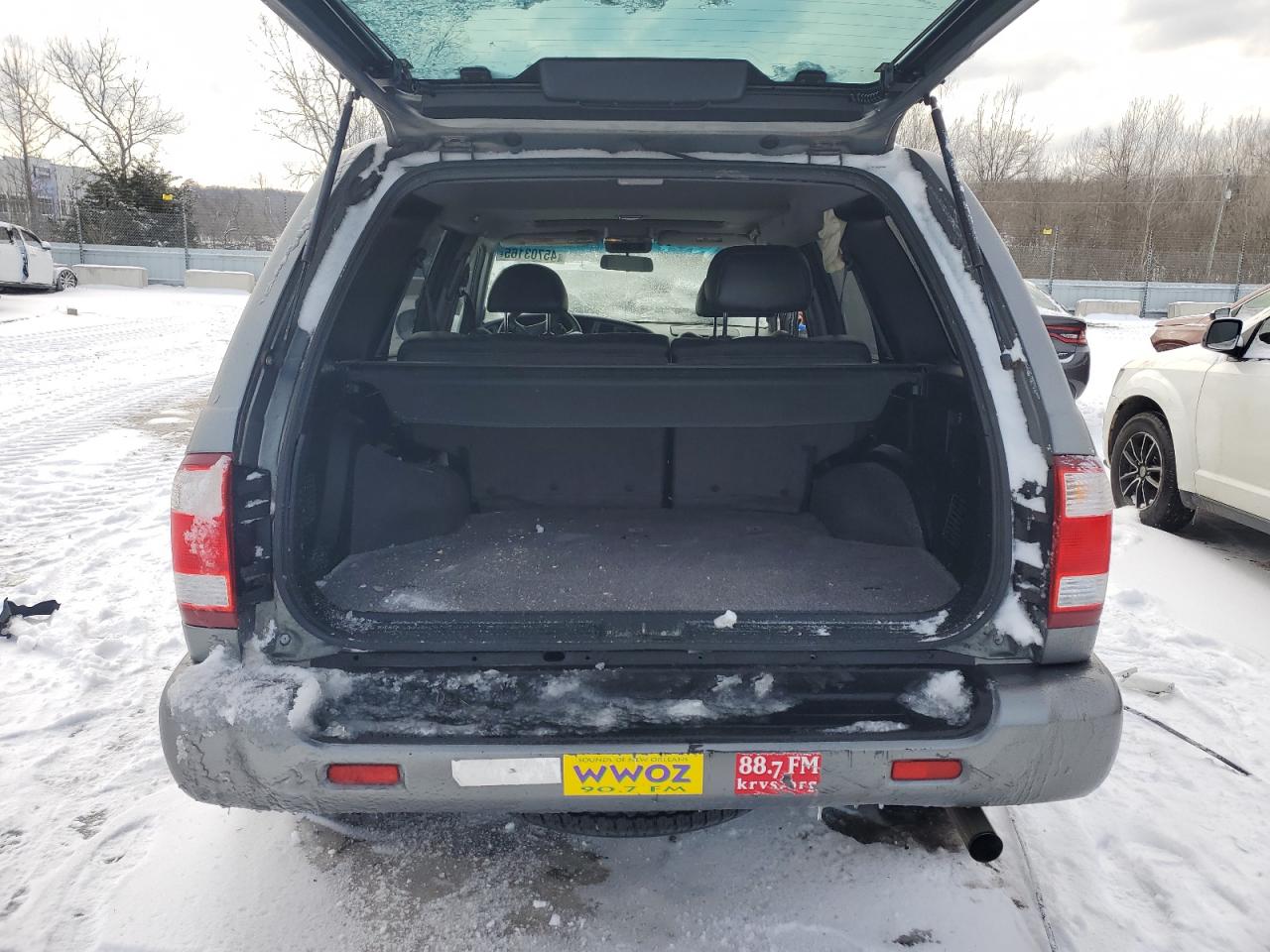 2004 Nissan Pathfinder - Image 6