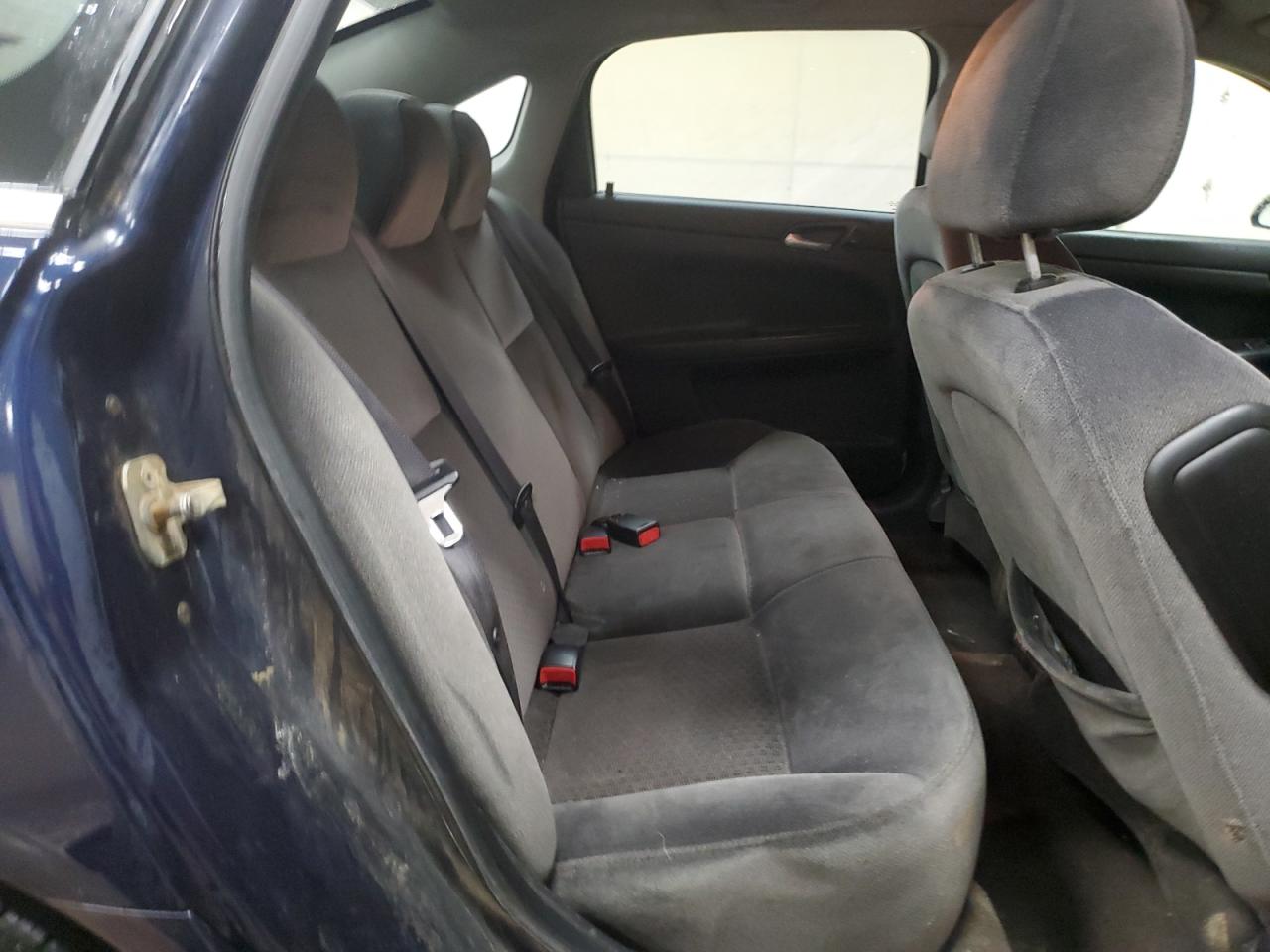 2010 Chevrolet Impala - Image 10